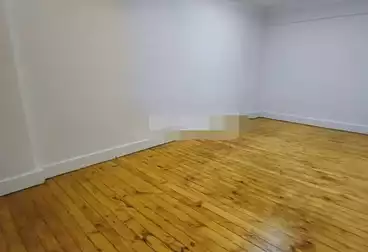 Apartments For sale - 3 rooms - floor 2