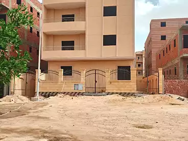 عقارات للبيع - 3 غرف - بالدور 2