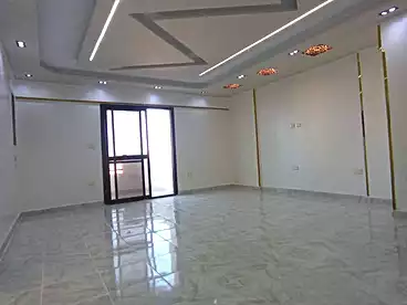شقق للبيع - 3 غرف - بالدور 4