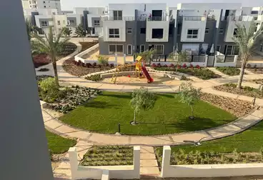 توين هاوس للبيع - 5 غرف