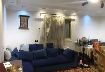 شقق للبيع - 3 غرف - بالدور 8