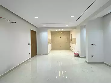 شقق للبيع - 3 غرف - بالدور 1