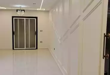 Apartments For sale - 3 rooms - floor 4