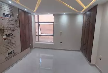 إداري للإيجار - 4 غرف - بالدور 6