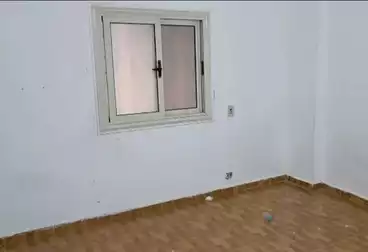 شقق للبيع - 5 غرف - بالدور 0