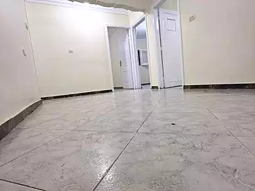 شقق للبيع - 3 غرف - بالدور 1