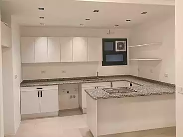 عقارات للبيع - 2 غرف - بالدور 4