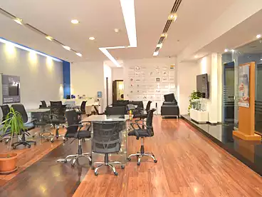 دور كامل إداري للإيجار - 10 غرف - بالدور 3