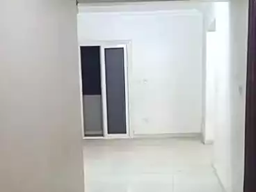 شقق للإيجار - 3 غرف - بالدور 2