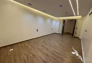 Apartments For sale - 2 rooms - floor 1