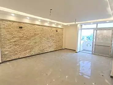 شقق للبيع - 3 غرف - بالدور 13
