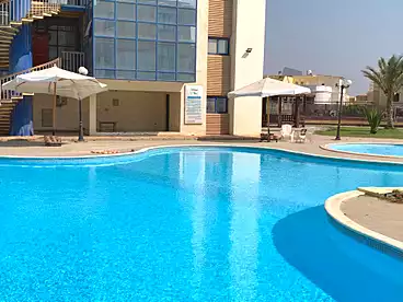 شقق للبيع - 3 غرف - بالدور 2