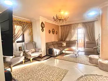 شقق للبيع في الحي الأول، الأحياء، 250 متر