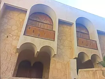 فلل للبيع - 15 غرف