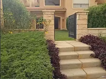 فلل للبيع - 5 غرف