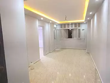 Apartments For rent - 2 rooms - floor 11