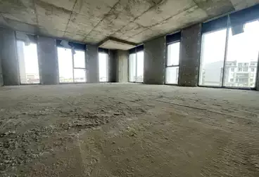 مكاتب للإيجار - 7 غرف - بالدور 1