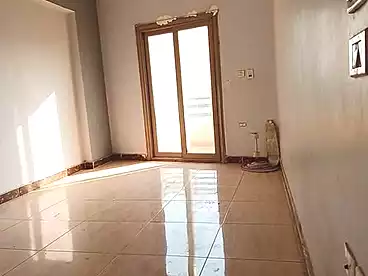 Apartments For rent - 3 rooms - floor 5