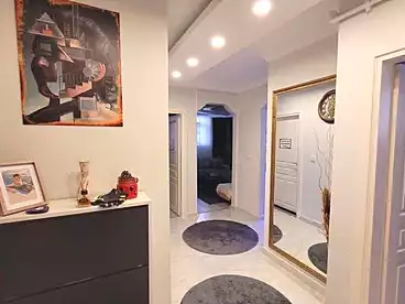 Apartments For sale - 2 rooms - floor 4