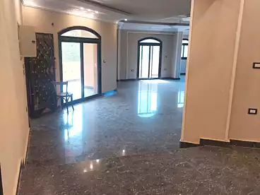 فيلا منفصلة للإيجار - 14 غرف