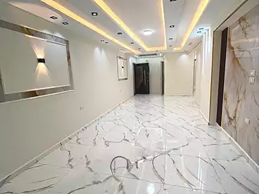 Apartments For sale - 3 rooms - floor 5
