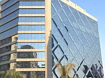 مقر إداري للإيجار - 6 غرف - بالدور 9