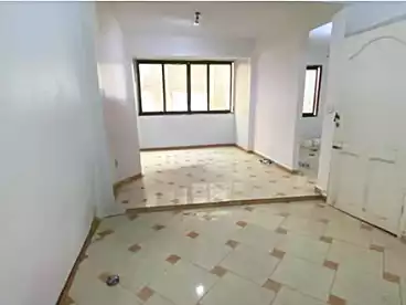 شقق للإيجار - 2 غرف - بالدور 3