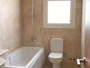 عقارات للبيع - 4 غرف
