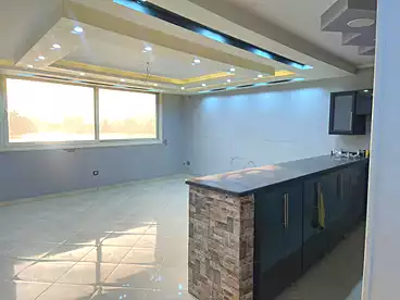Apartments For sale - 4 rooms - floor 5