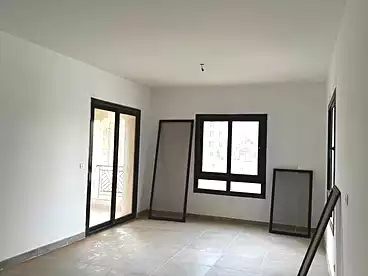 Apartments For sale - 3 rooms - floor 1