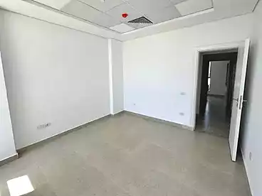 عقارات للإيجار - 3 غرف - بالدور 1