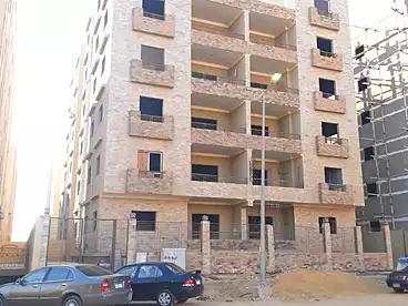 شقق للبيع - 3 غرف - بالدور 2