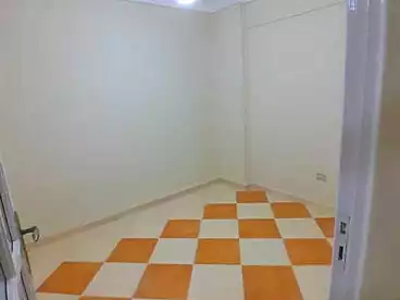 Apartments For sale - 2 rooms - floor 1