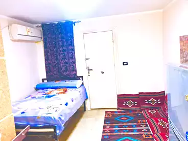ستوديو للإيجار - 1 غرف - بالدور 0