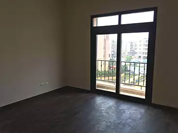 شقق للإيجار - 3 غرف - بالدور 3