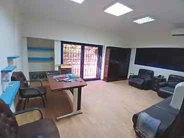 Administrative For rent - 3 rooms - floor 1