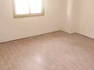 Apartments For sale - 3 rooms - floor 1