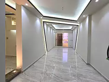 شقق للبيع - 3 غرف - بالدور 15