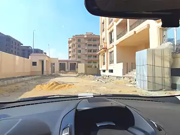 شقق للبيع - 3 غرف - بالدور 1
