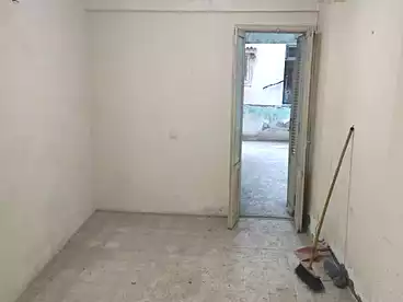 Apartments For sale - 3 rooms - floor 1