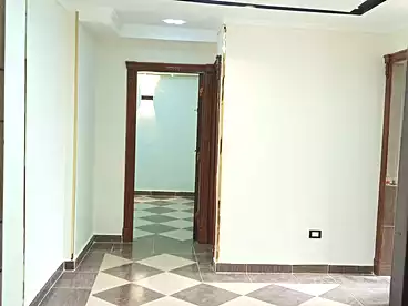 شقق للبيع - 3 غرف - بالدور 8