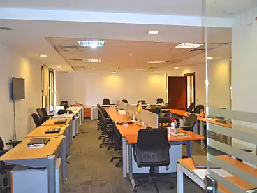 عقارات للإيجار - 5 غرف - بالدور 1