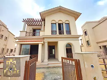 عقارات للبيع - 5 غرف