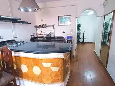 Furnished Apartment For sale - 3 rooms - floor 5