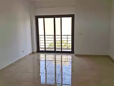 Private للإيجار