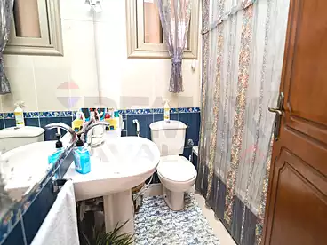 عقارات للبيع - 3 غرف - بالدور 8