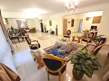 شقق للبيع - 6 غرف - بالدور 3