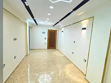عقارات للبيع - 3 غرف - بالدور 15