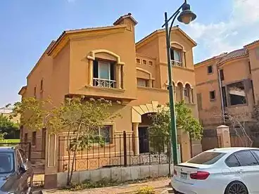 Town House For sale - 6 rooms