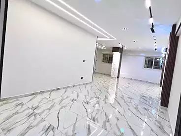 Apartments For sale - 3 rooms - floor 1